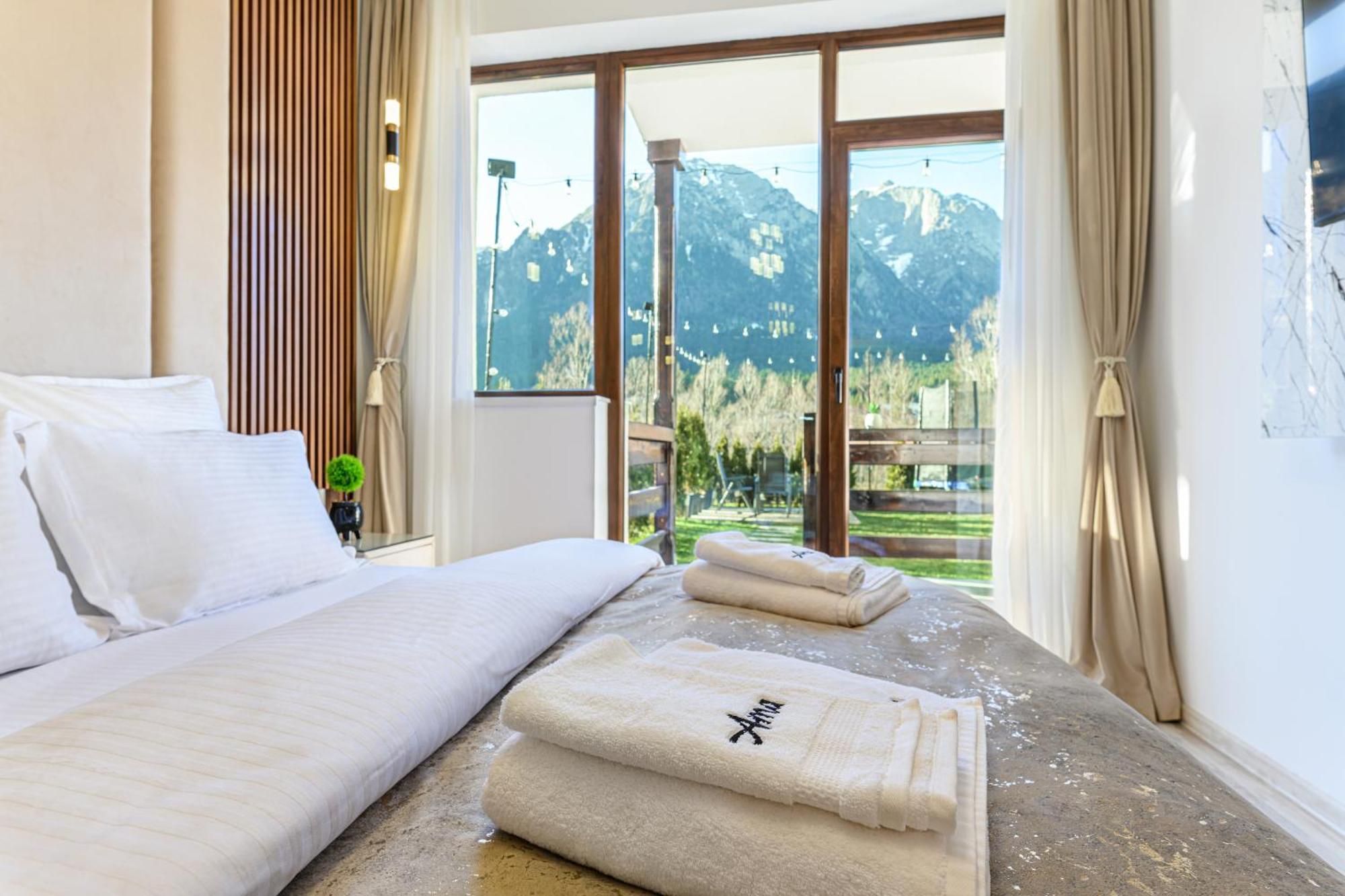 Ama Garden Apartment Buşteni Esterno foto