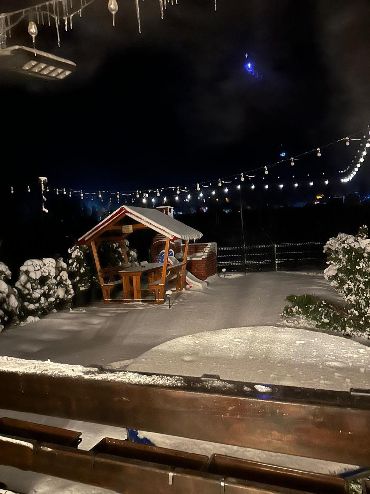 Ama Garden Apartment Buşteni Esterno foto